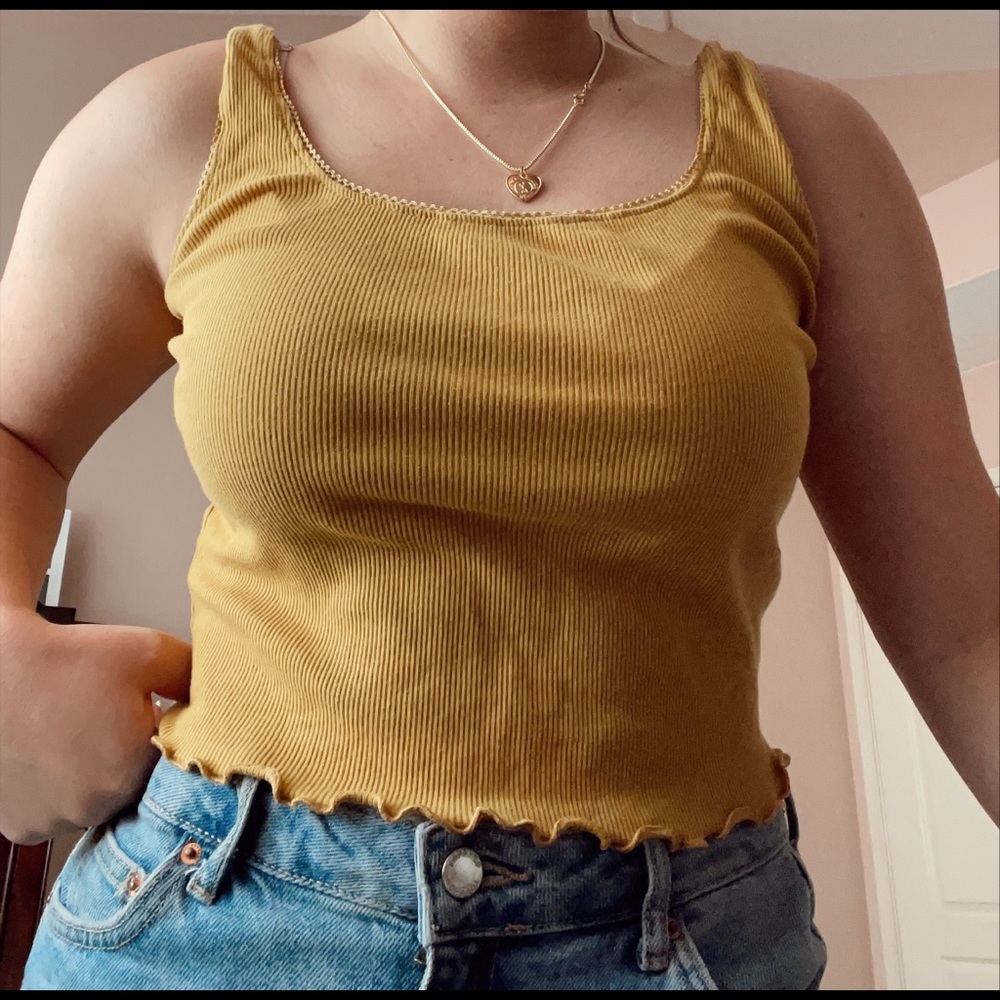 Vintage yellow top